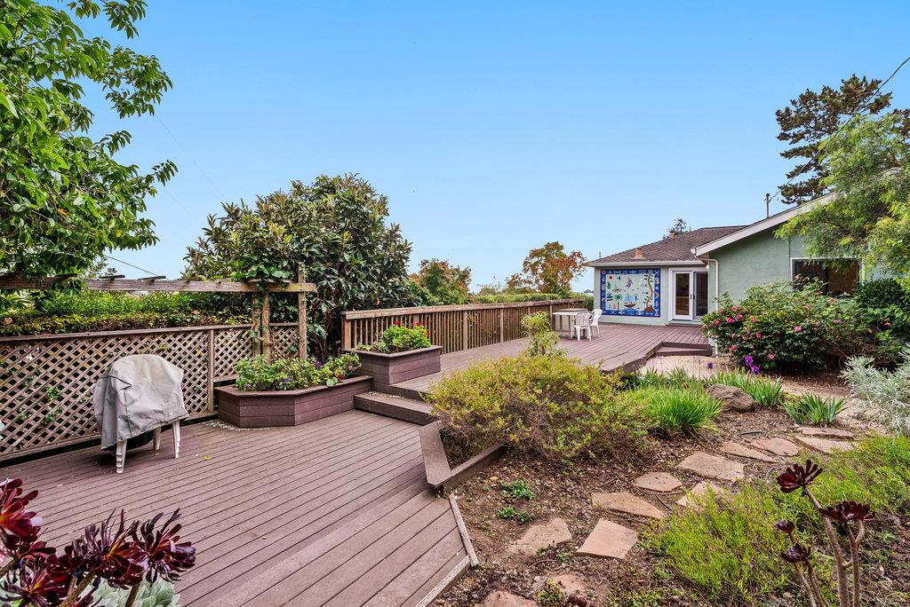 Detail Gallery Image 23 of 55 For 118 Las Ondas Ct, Santa Cruz,  CA 95060 - 3 Beds | 2 Baths