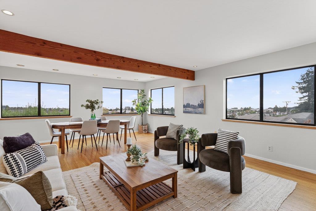 Detail Gallery Image 3 of 55 For 118 Las Ondas Ct, Santa Cruz,  CA 95060 - 3 Beds | 2 Baths