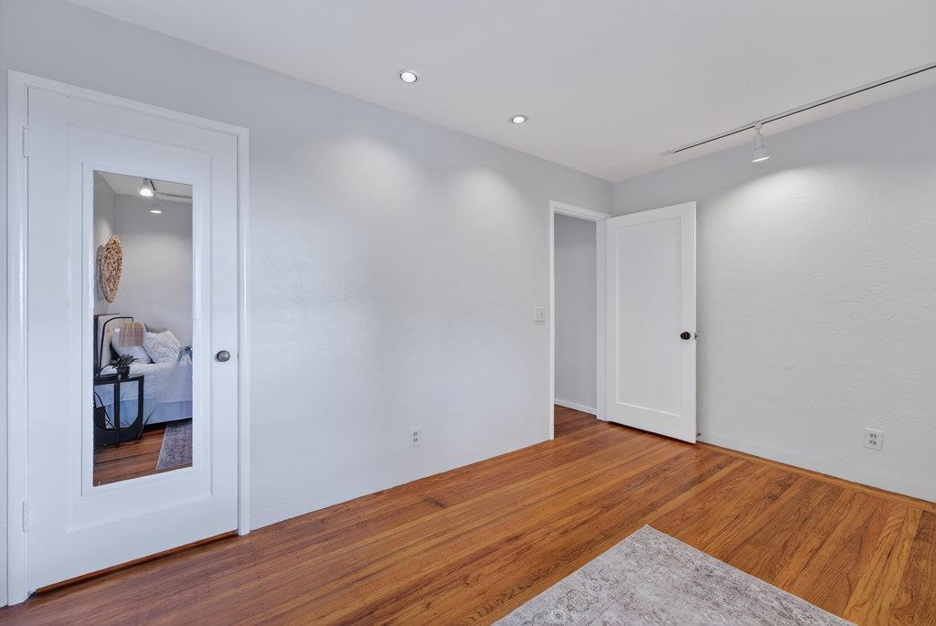 Detail Gallery Image 31 of 55 For 118 Las Ondas Ct, Santa Cruz,  CA 95060 - 3 Beds | 2 Baths