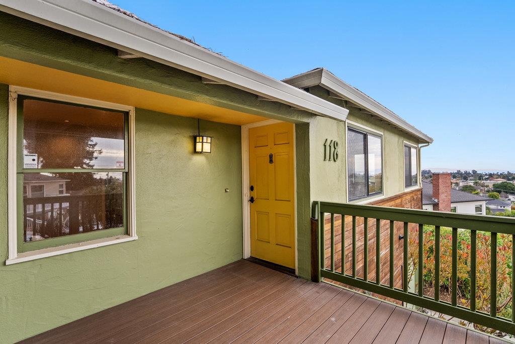 Detail Gallery Image 48 of 55 For 118 Las Ondas Ct, Santa Cruz,  CA 95060 - 3 Beds | 2 Baths