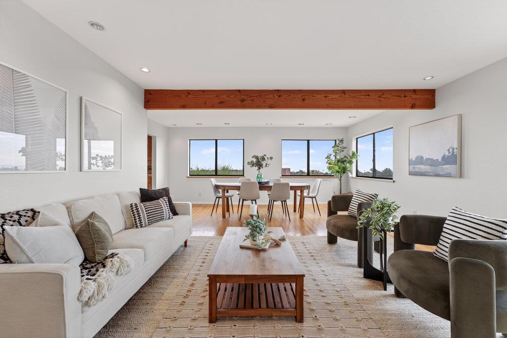 Detail Gallery Image 6 of 55 For 118 Las Ondas Ct, Santa Cruz,  CA 95060 - 3 Beds | 2 Baths