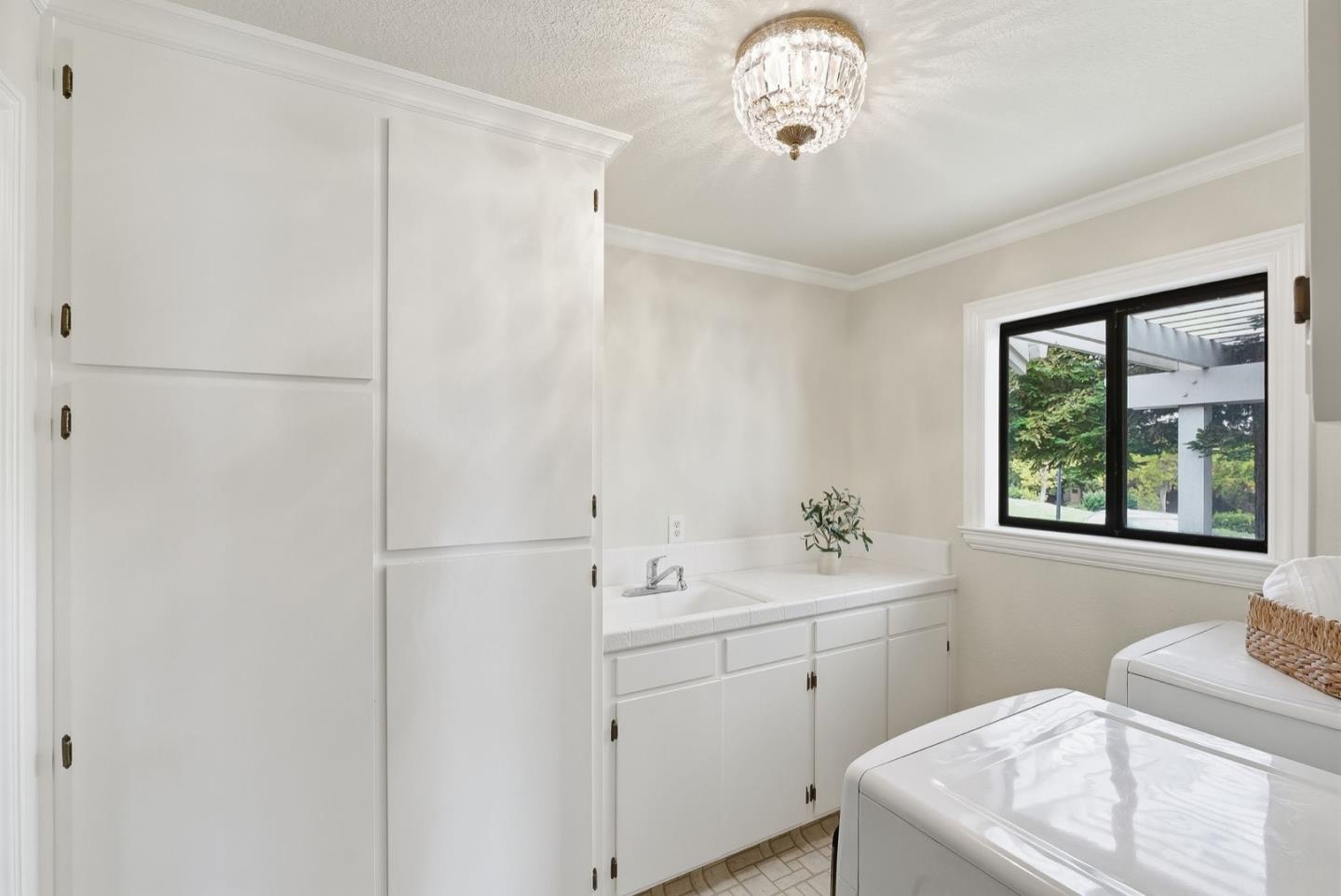 Detail Gallery Image 24 of 25 For 660 Helen Dr, Hollister,  CA 95023 - 2 Beds | 2 Baths