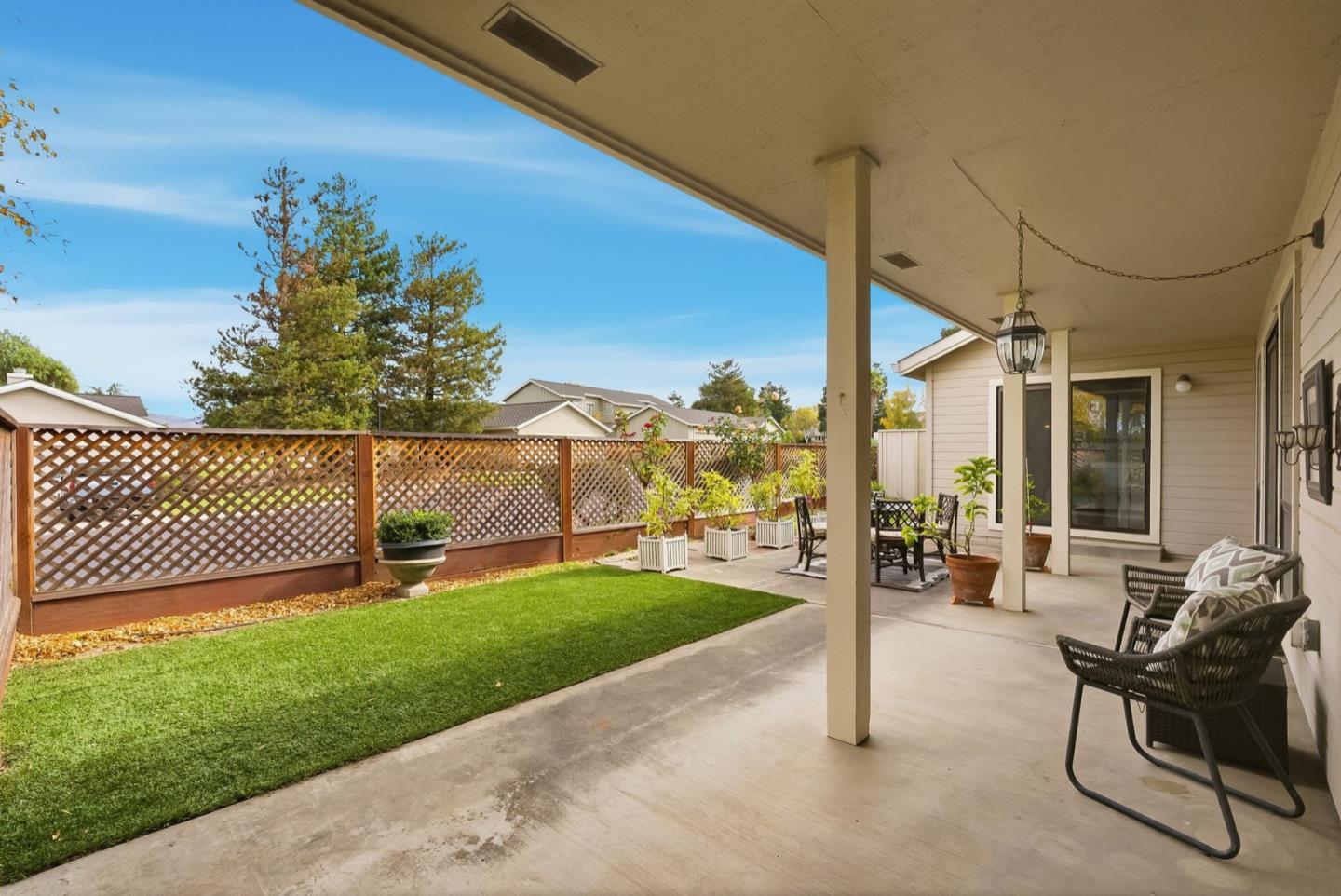 Detail Gallery Image 7 of 25 For 660 Helen Dr, Hollister,  CA 95023 - 2 Beds | 2 Baths