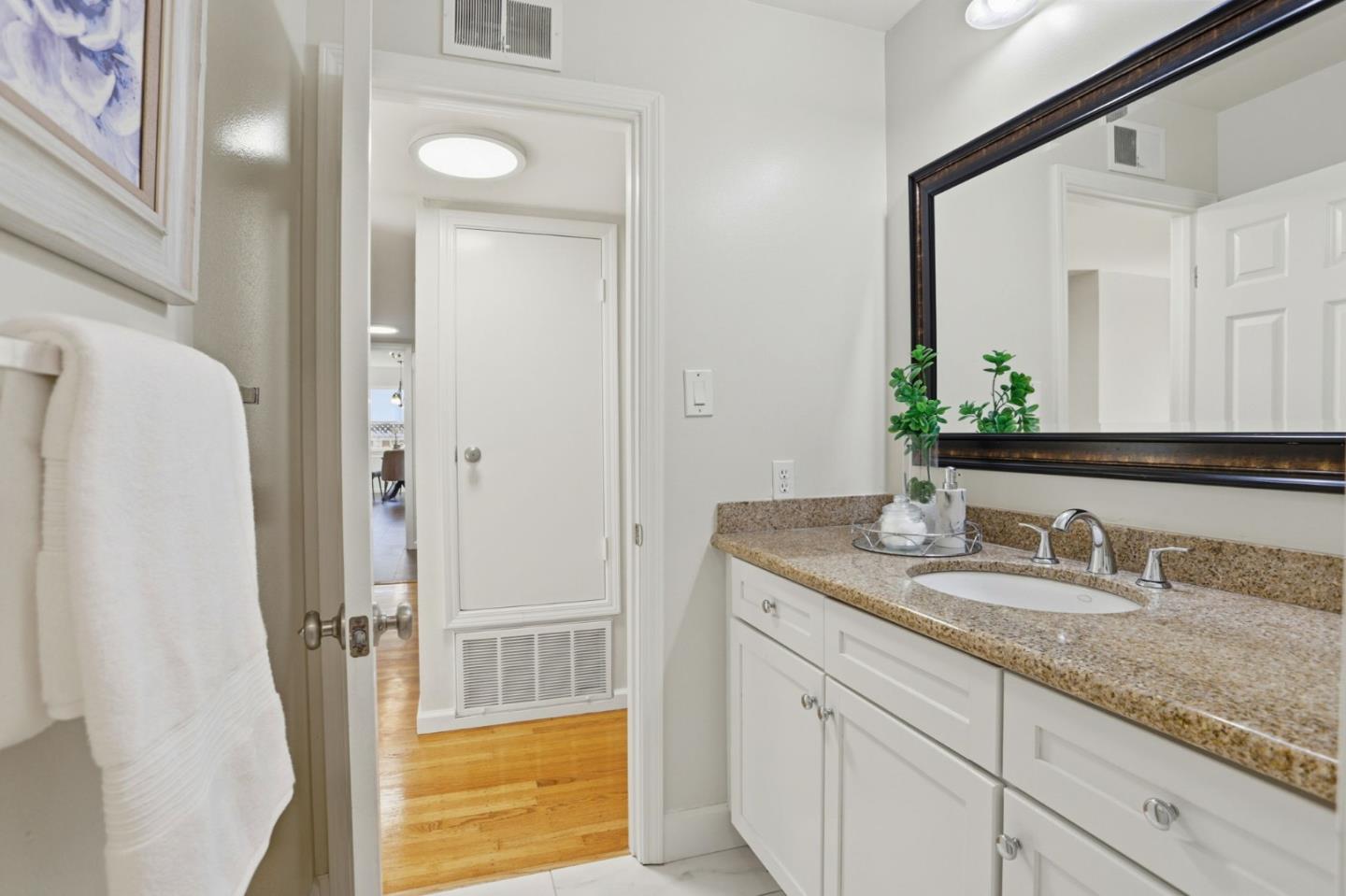 Detail Gallery Image 21 of 28 For 3109 Alexander Ave, Santa Clara,  CA 95051 - 4 Beds | 2 Baths