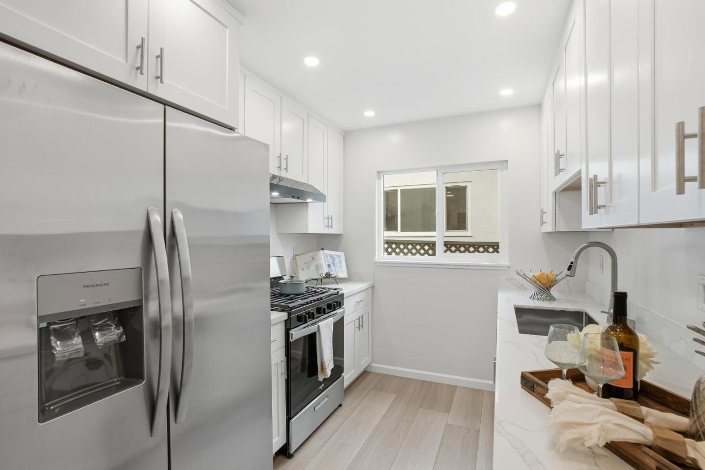 Detail Gallery Image 11 of 38 For 1401 Sequoia Ave, San Bruno,  CA 94066 - 3 Beds | 2 Baths