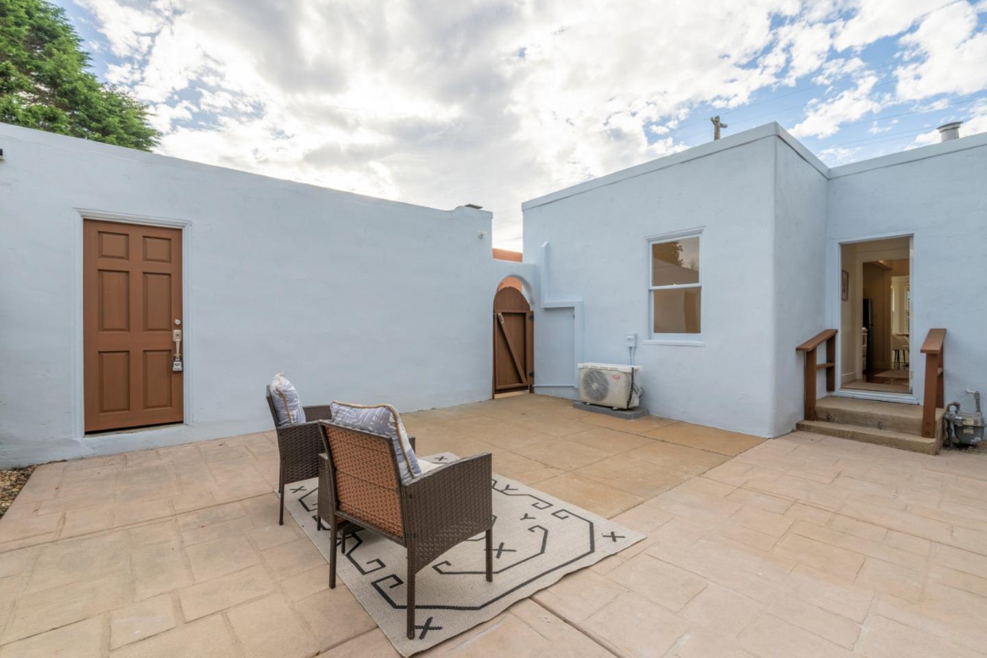 Detail Gallery Image 25 of 31 For 139 Carmel Ave, Pacific Grove,  CA 93950 - 1 Beds | 1 Baths