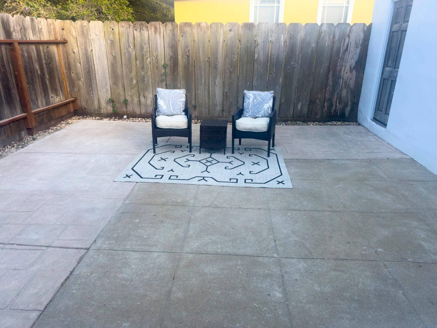 Detail Gallery Image 26 of 31 For 139 Carmel Ave, Pacific Grove,  CA 93950 - 1 Beds | 1 Baths