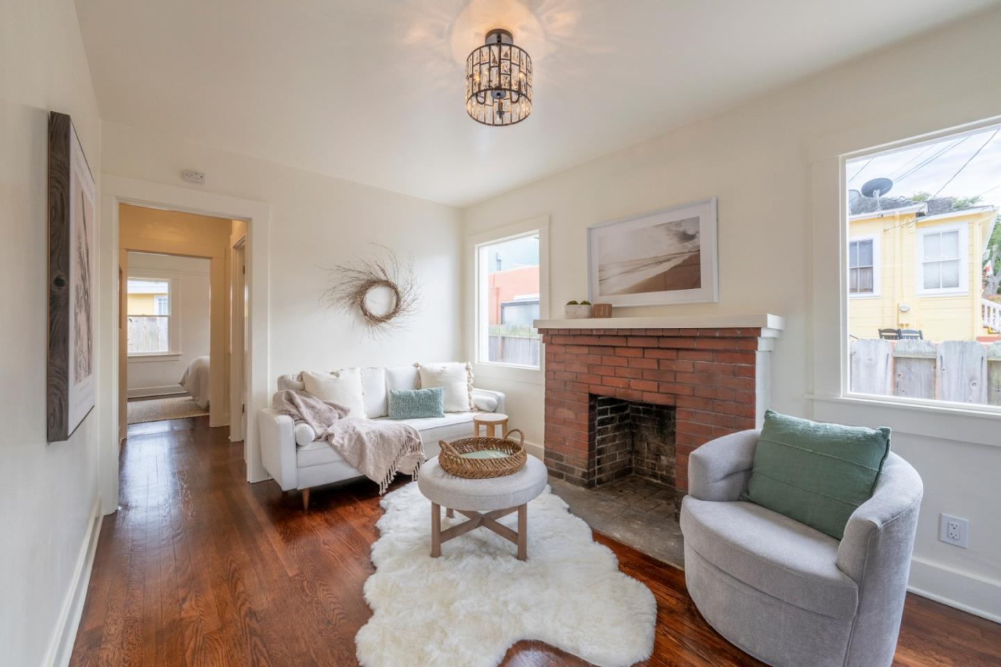 Detail Gallery Image 5 of 31 For 139 Carmel Ave, Pacific Grove,  CA 93950 - 1 Beds | 1 Baths