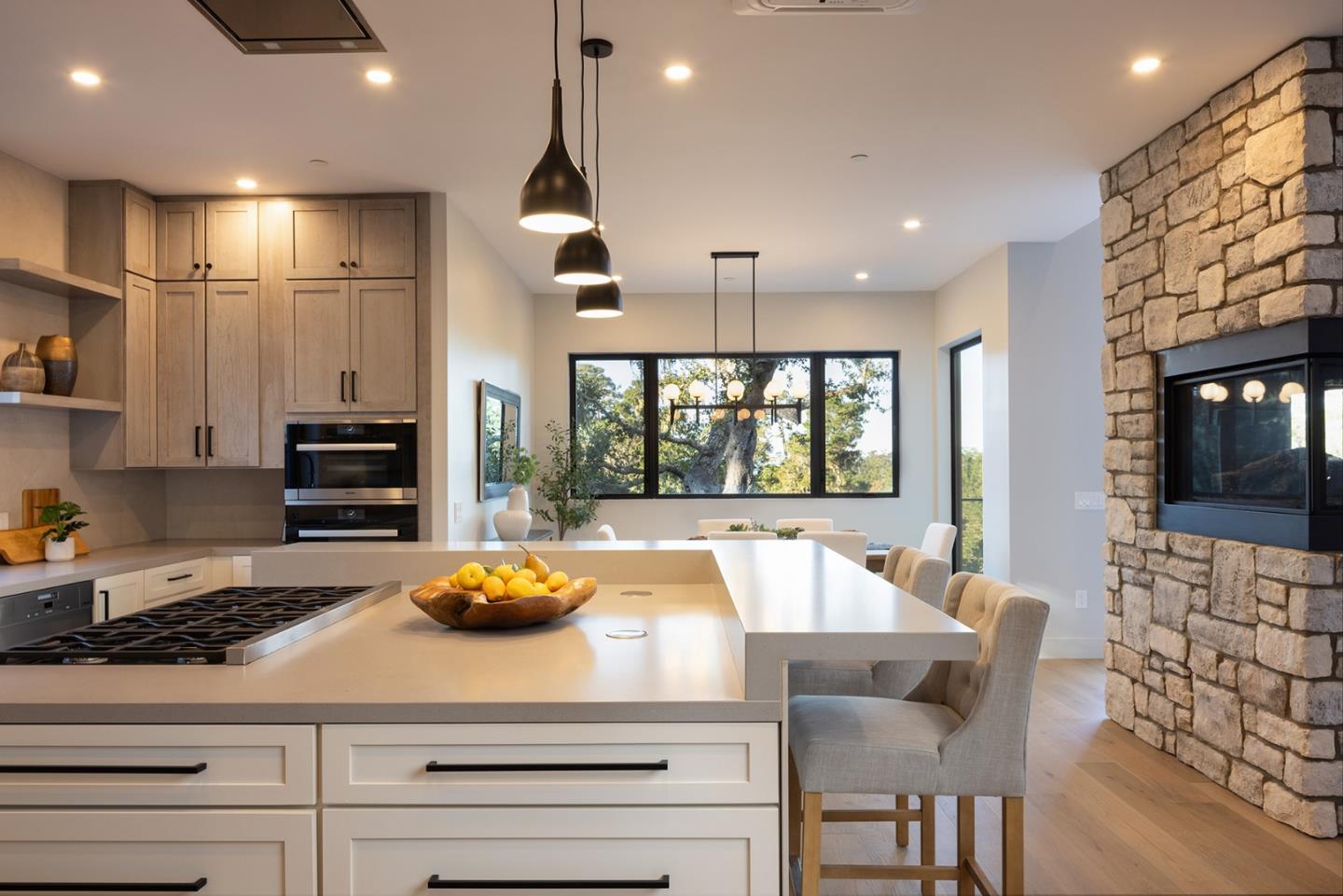 Detail Gallery Image 14 of 33 For 24418 San Juan Rd, Carmel,  CA 93923 - 3 Beds | 2/1 Baths