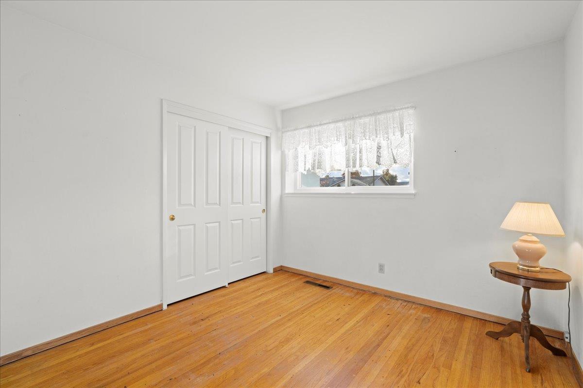 Detail Gallery Image 10 of 16 For 3686 Kirk Rd, San Jose,  CA 95124 - 3 Beds | 2 Baths