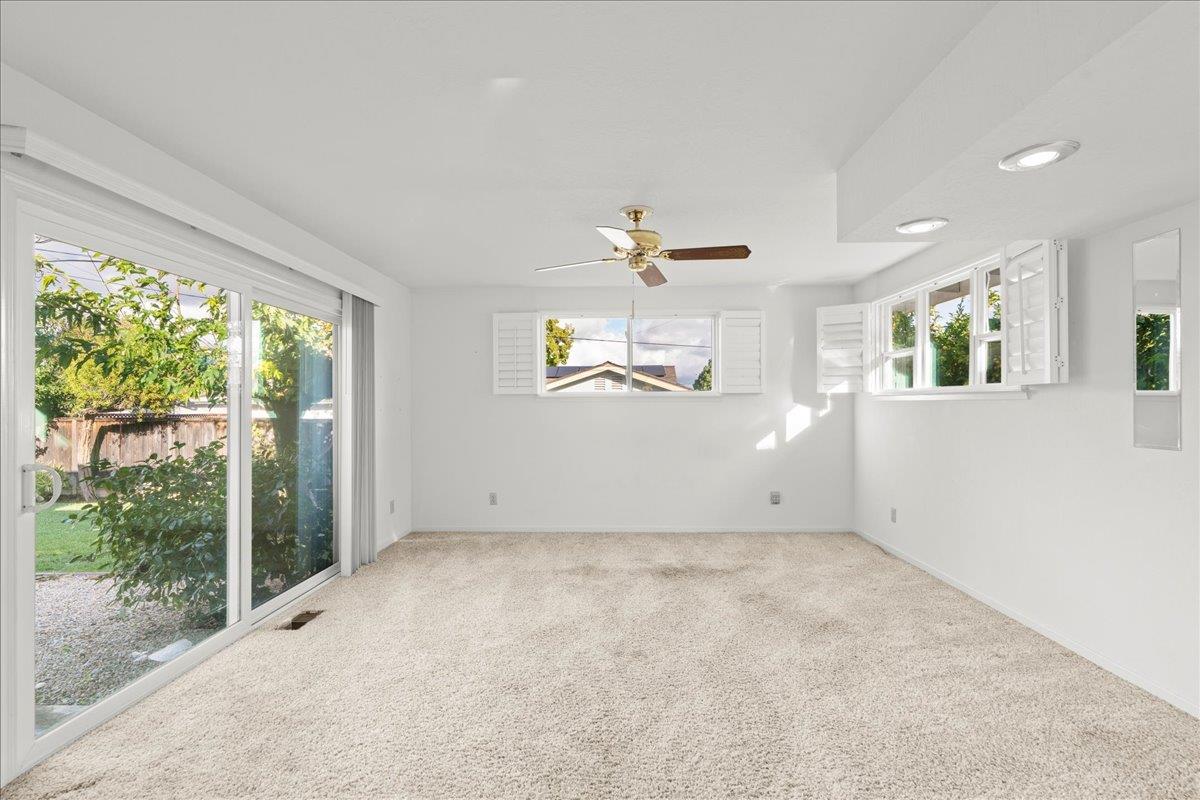 Detail Gallery Image 7 of 16 For 3686 Kirk Rd, San Jose,  CA 95124 - 3 Beds | 2 Baths