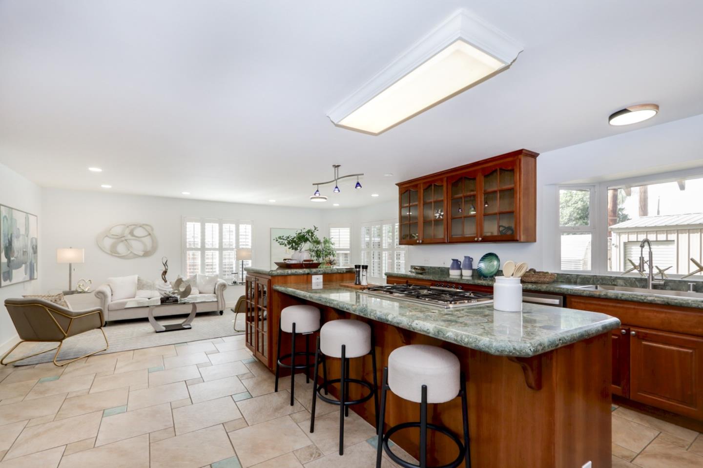 Detail Gallery Image 5 of 22 For 1455 Walnut Grove Ave, San Jose,  CA 95126 - 4 Beds | 3 Baths