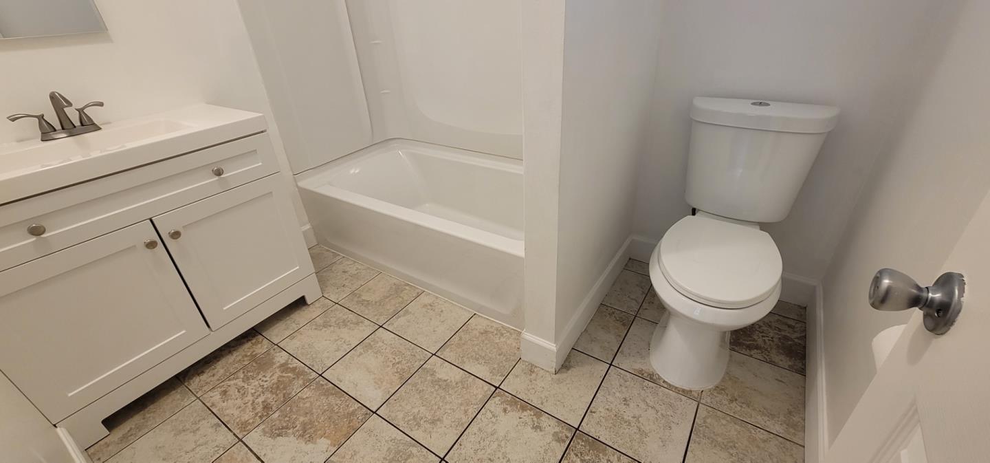 Detail Gallery Image 5 of 12 For 212 12th Ave #B,  San Mateo,  CA 94402 - 1 Beds | 1 Baths