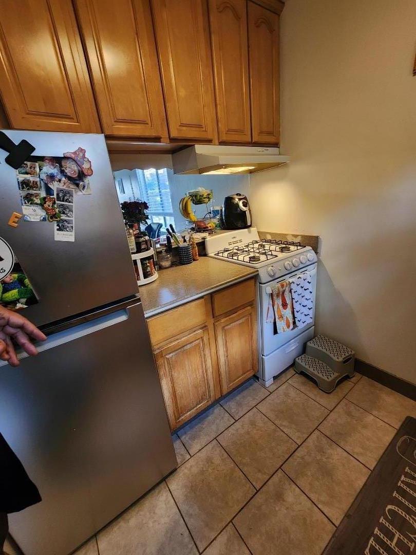 Detail Gallery Image 11 of 17 For 42 Tahoe Ct, Walnut Creek,  CA 94596 - – Beds | – Baths