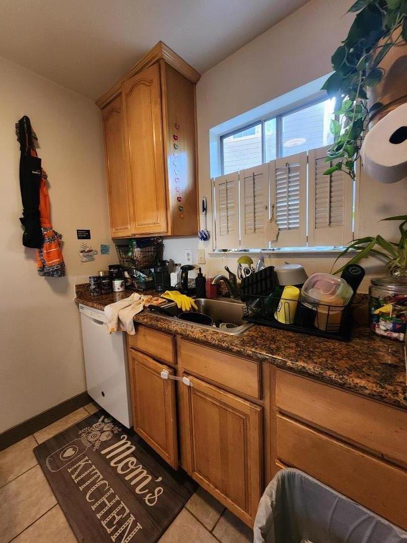 Detail Gallery Image 12 of 17 For 42 Tahoe Ct, Walnut Creek,  CA 94596 - – Beds | – Baths