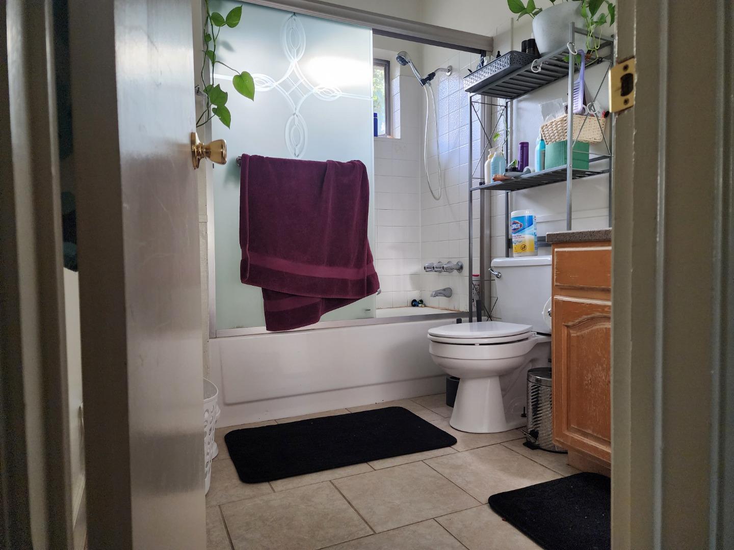 Detail Gallery Image 6 of 17 For 42 Tahoe Ct, Walnut Creek,  CA 94596 - – Beds | – Baths