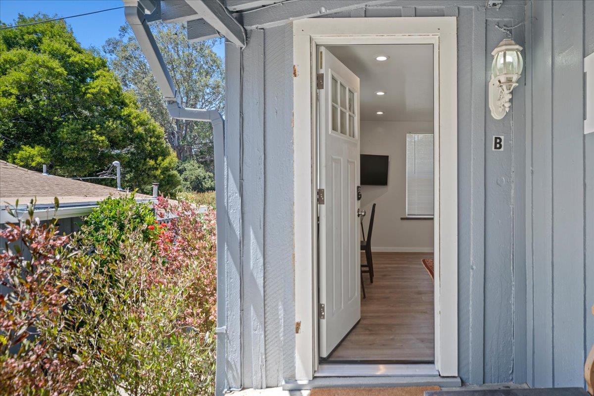 Detail Gallery Image 11 of 26 For 273 W Carmel Valley Rd, Carmel Valley,  CA 93924 - 4 Beds | 4 Baths