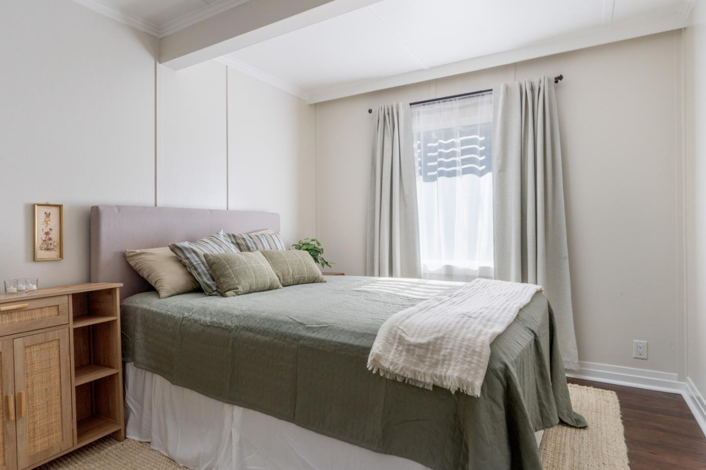 Detail Gallery Image 9 of 26 For 273 W Carmel Valley Rd, Carmel Valley,  CA 93924 - 4 Beds | 4 Baths