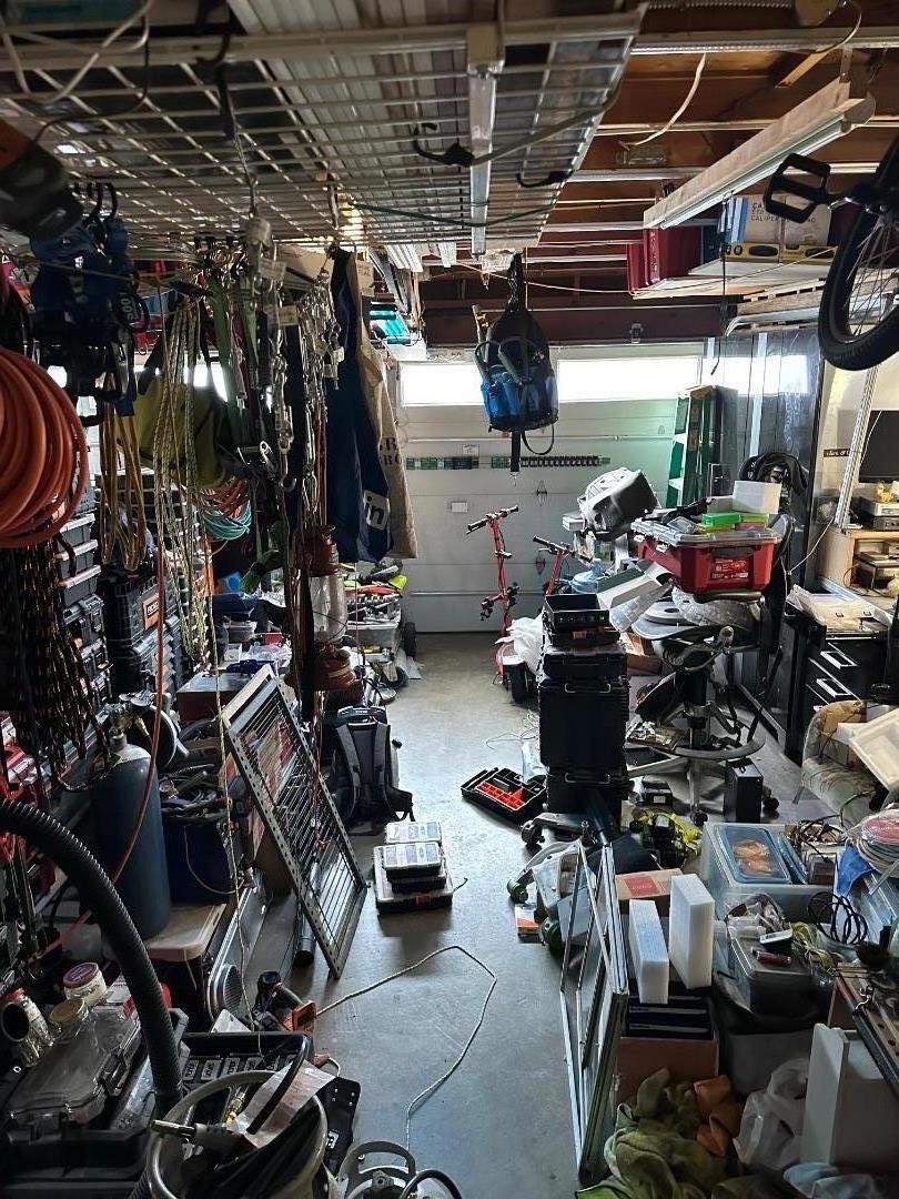 Detail Gallery Image 7 of 11 For 2462 Meridian Ave, San Jose,  CA 95124 - 3 Beds | 2 Baths