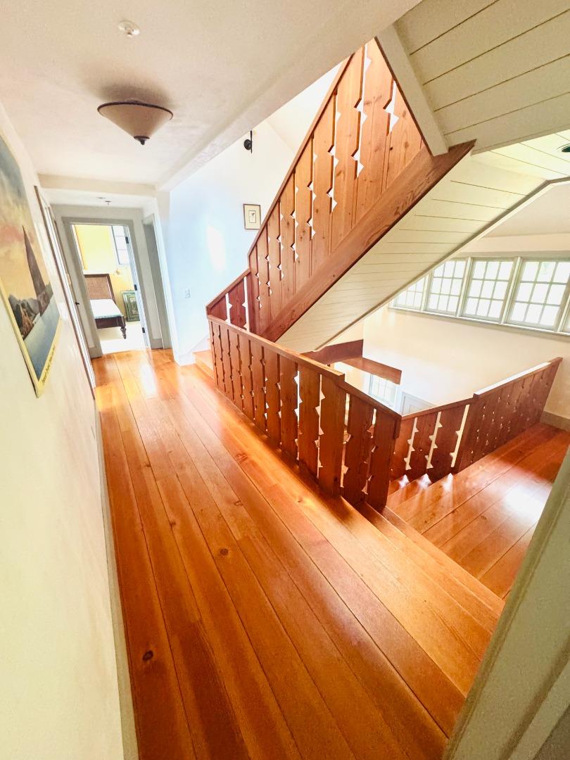 Detail Gallery Image 11 of 20 For 1411 Native Sons Rd, Redwood City,  CA 94062 - 4 Beds | 3/1 Baths