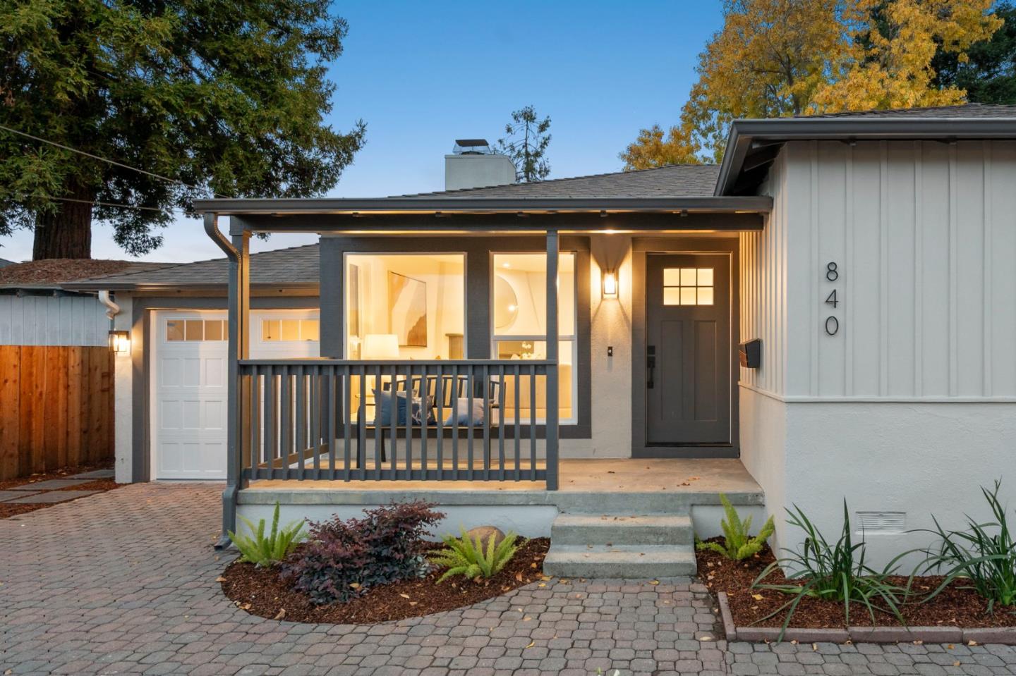 Detail Gallery Image 3 of 60 For 840 8th Ave, Redwood City,  CA 94063 - 3 Beds | 2 Baths