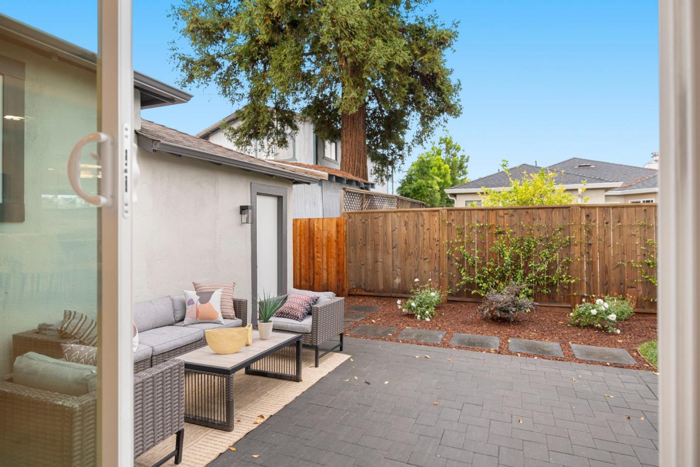 Detail Gallery Image 34 of 60 For 840 8th Ave, Redwood City,  CA 94063 - 3 Beds | 2 Baths