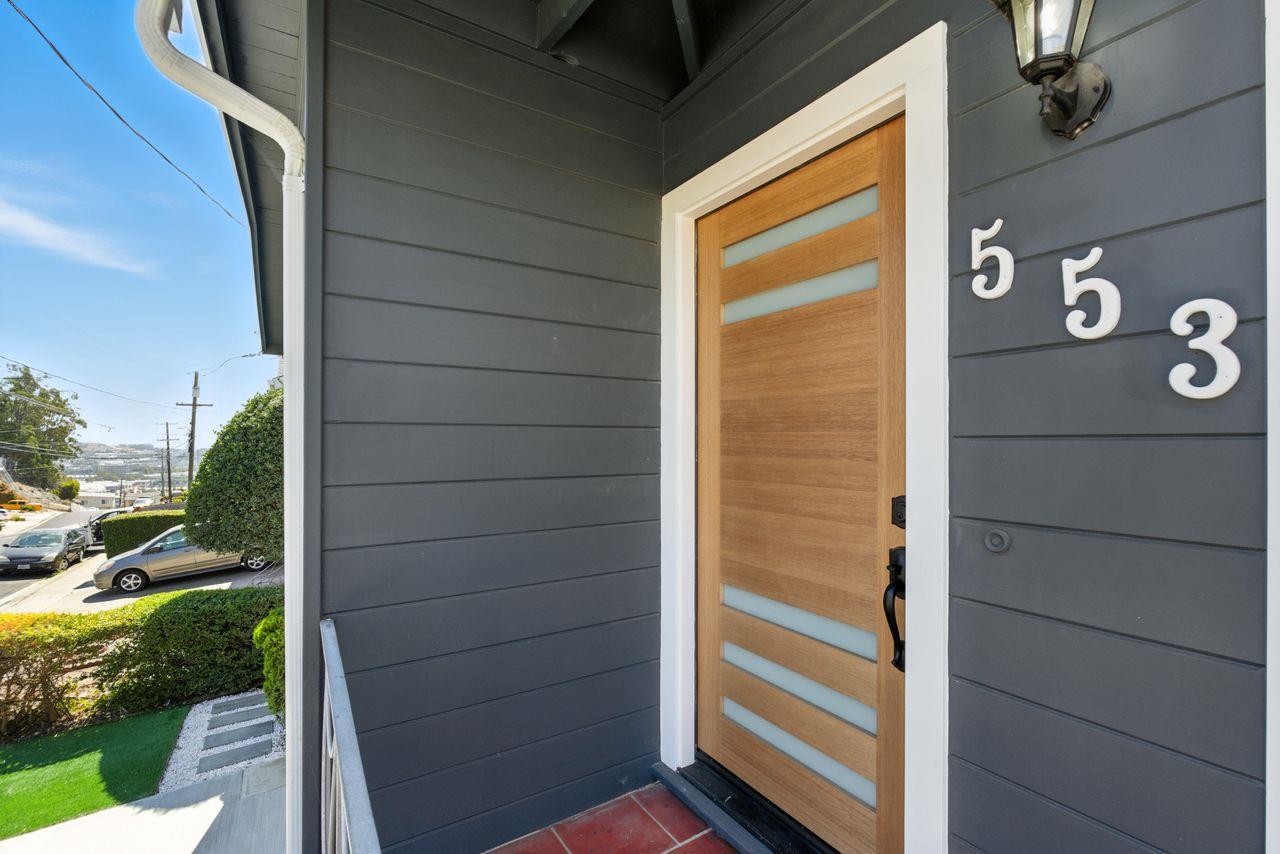 Detail Gallery Image 6 of 68 For 553 Diamond Ave, South San Francisco,  CA 94080 - 4 Beds | 3 Baths