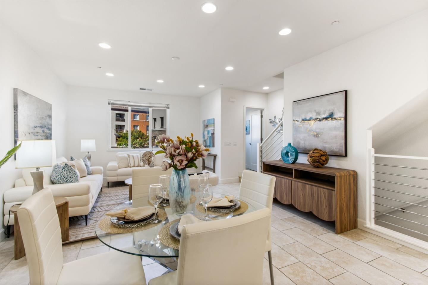 Detail Gallery Image 15 of 47 For 5886 Smoky Quartz Loop, San Jose,  CA 95123 - 3 Beds | 3/1 Baths