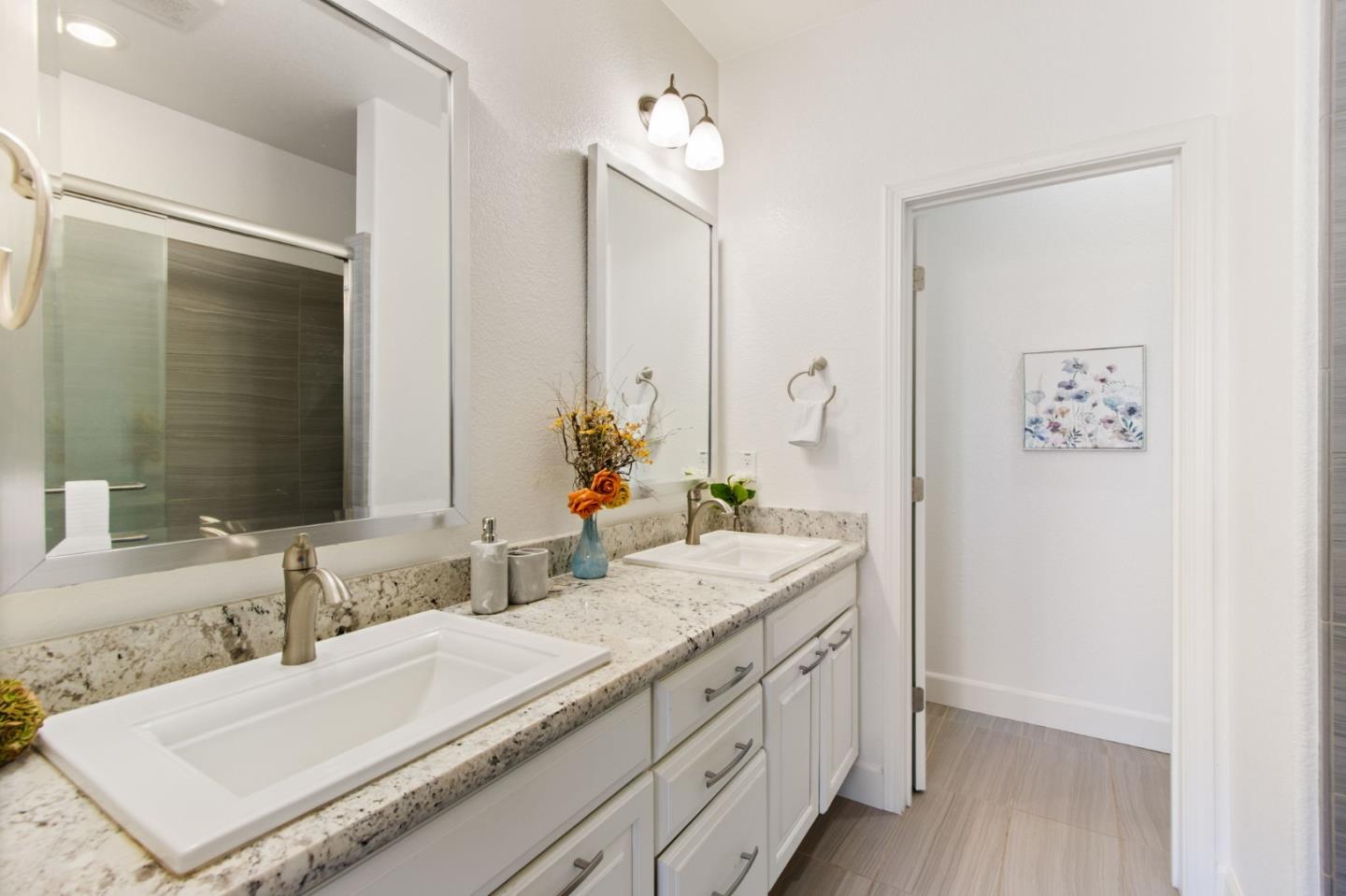 Detail Gallery Image 16 of 47 For 5886 Smoky Quartz Loop, San Jose,  CA 95123 - 3 Beds | 3/1 Baths