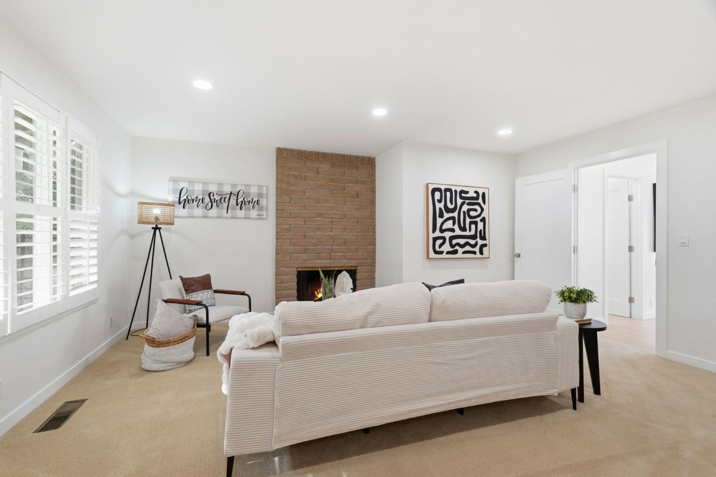 Detail Gallery Image 11 of 62 For 99 Calfhill Ct, Los Gatos,  CA 95032 - 5 Beds | 2/1 Baths