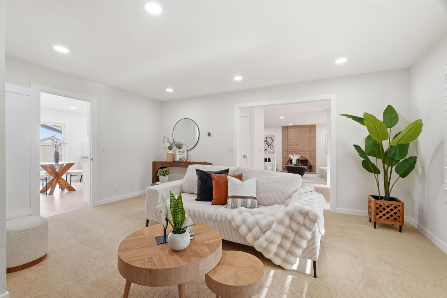 Detail Gallery Image 12 of 62 For 99 Calfhill Ct, Los Gatos,  CA 95032 - 5 Beds | 2/1 Baths