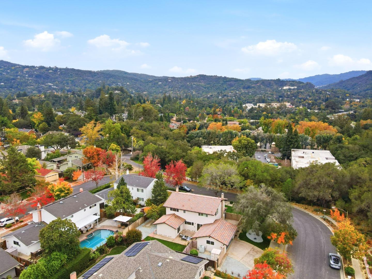 Detail Gallery Image 55 of 62 For 99 Calfhill Ct, Los Gatos,  CA 95032 - 5 Beds | 2/1 Baths