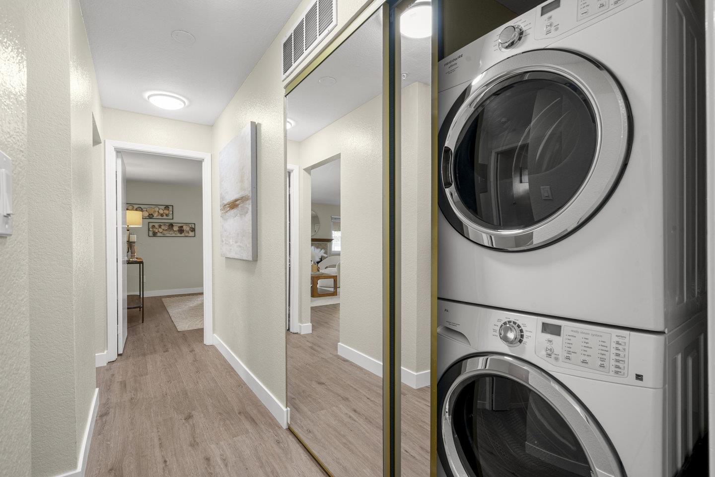 Detail Gallery Image 14 of 27 For 141 Albacore Ln, Foster City,  CA 94404 - 2 Beds | 2 Baths