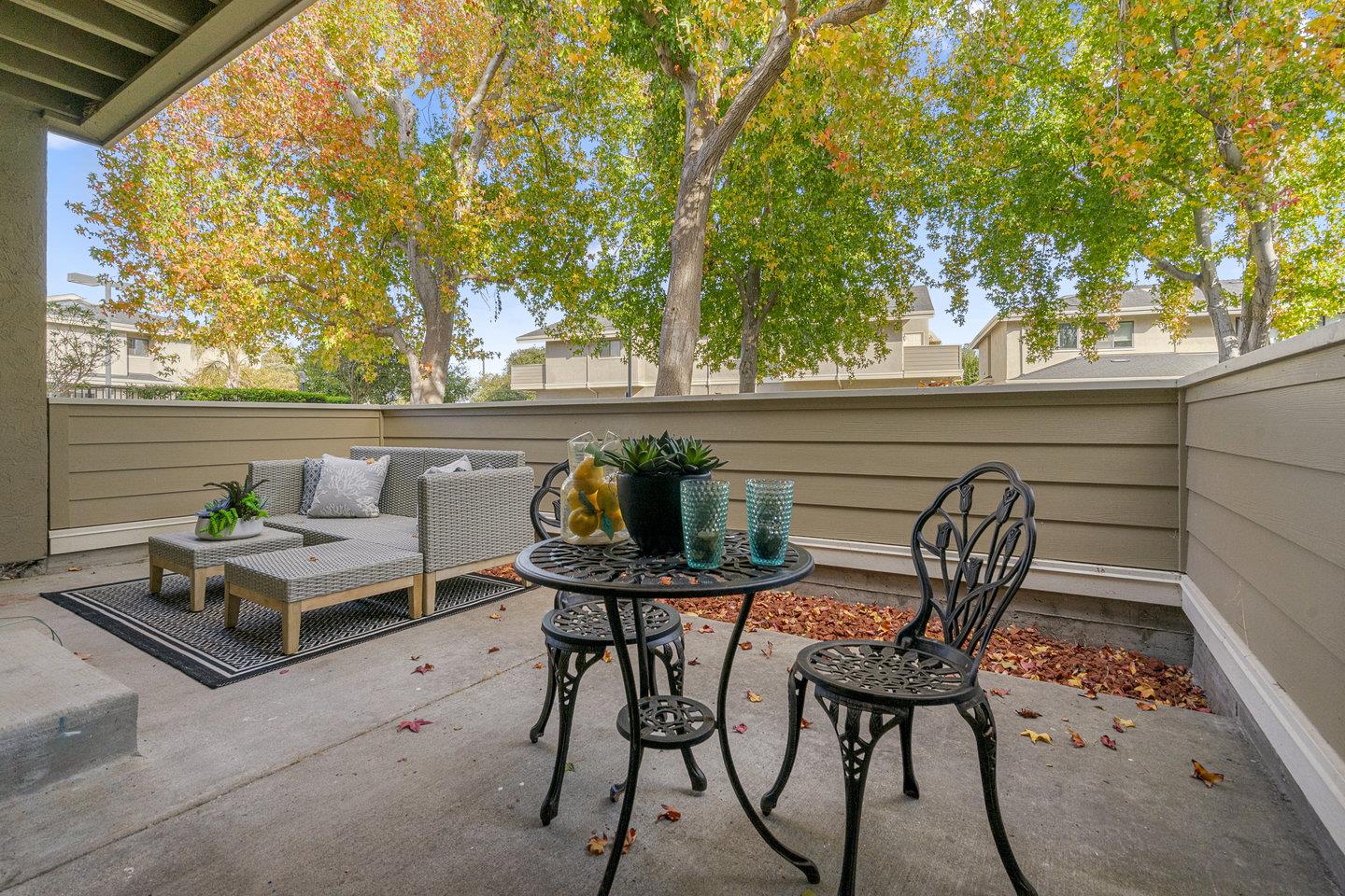 Detail Gallery Image 6 of 27 For 141 Albacore Ln, Foster City,  CA 94404 - 2 Beds | 2 Baths