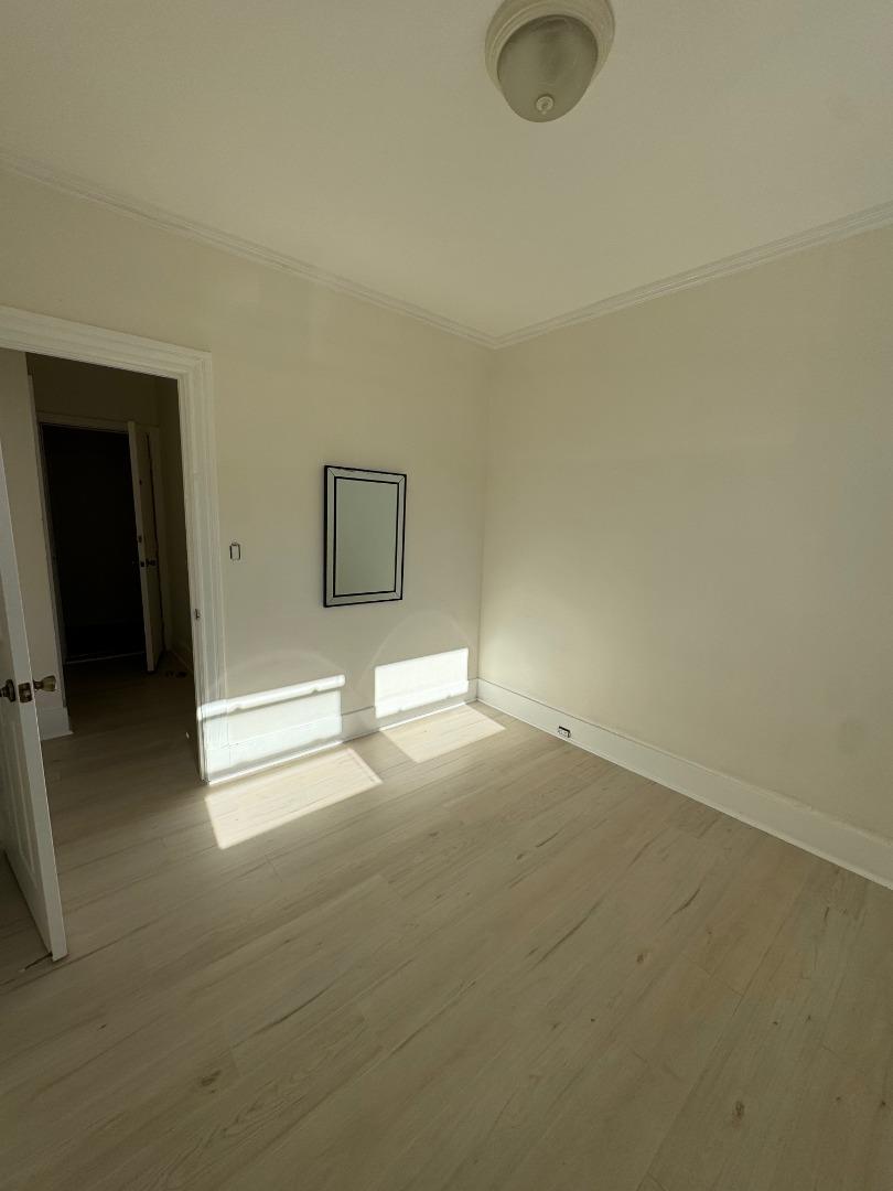 Detail Gallery Image 4 of 4 For 268 Lorton Ave #2,  Burlingame,  CA 94010 - 1 Beds | 1 Baths