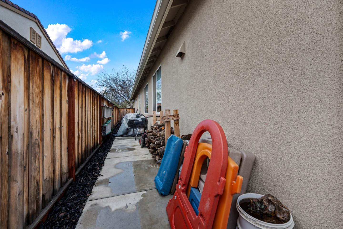 Detail Gallery Image 40 of 43 For 2875 Walker Way, Hollister,  CA 95023 - 3 Beds | 2 Baths