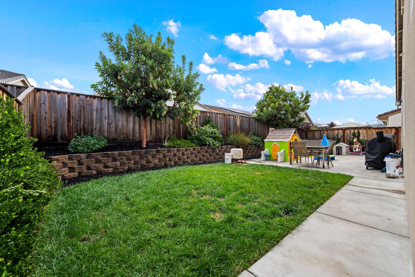 Detail Gallery Image 42 of 43 For 2875 Walker Way, Hollister,  CA 95023 - 3 Beds | 2 Baths