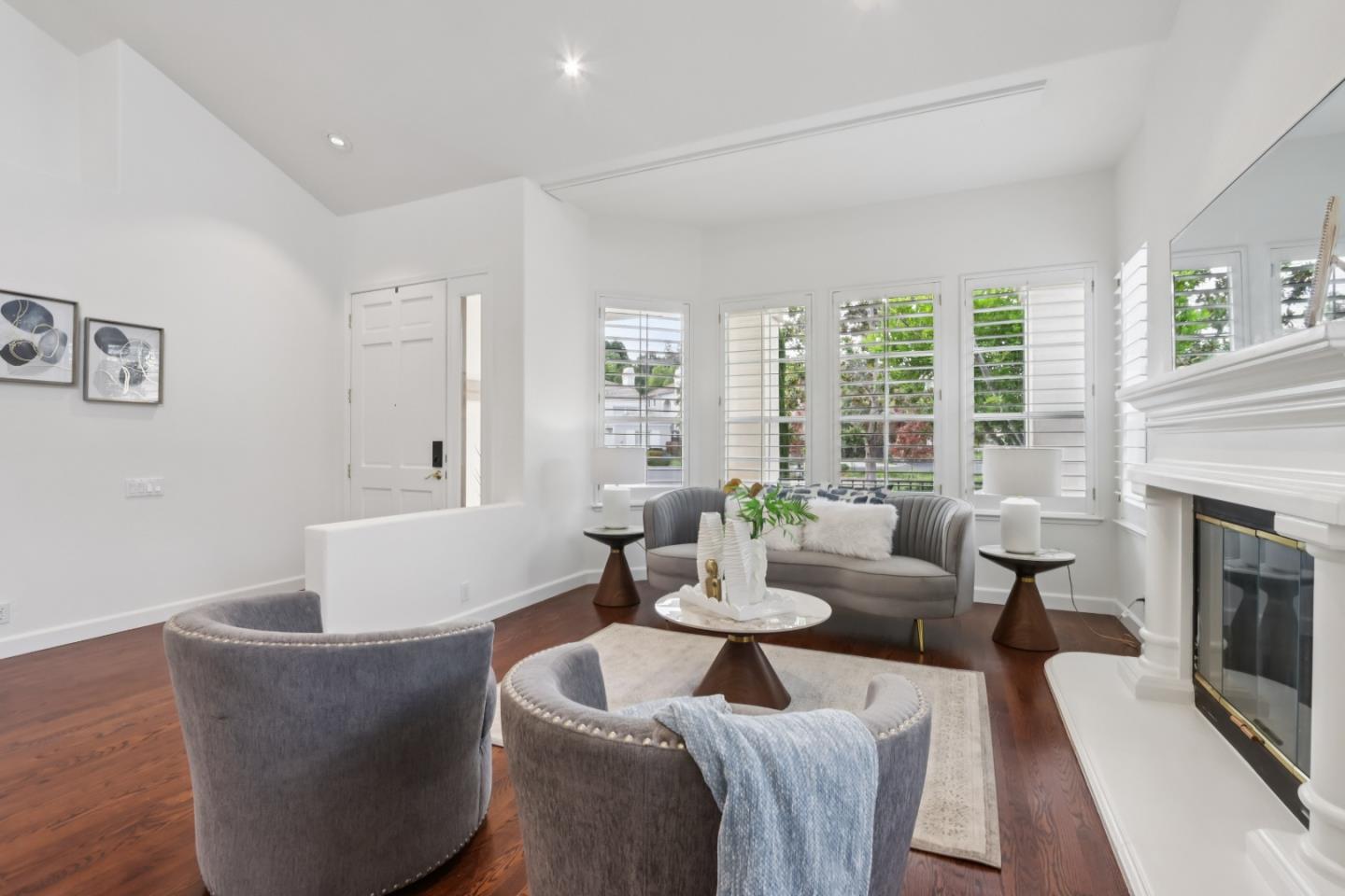 Detail Gallery Image 11 of 59 For 5090 Birkdale Way, San Jose,  CA 95138 - 4 Beds | 3 Baths