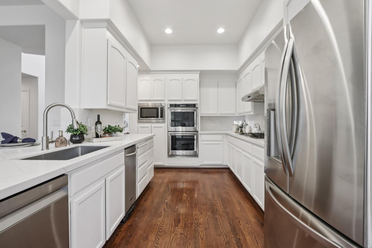 Detail Gallery Image 16 of 59 For 5090 Birkdale Way, San Jose,  CA 95138 - 4 Beds | 3 Baths