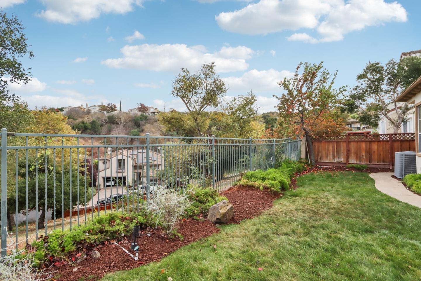 Detail Gallery Image 51 of 59 For 5090 Birkdale Way, San Jose,  CA 95138 - 4 Beds | 3 Baths