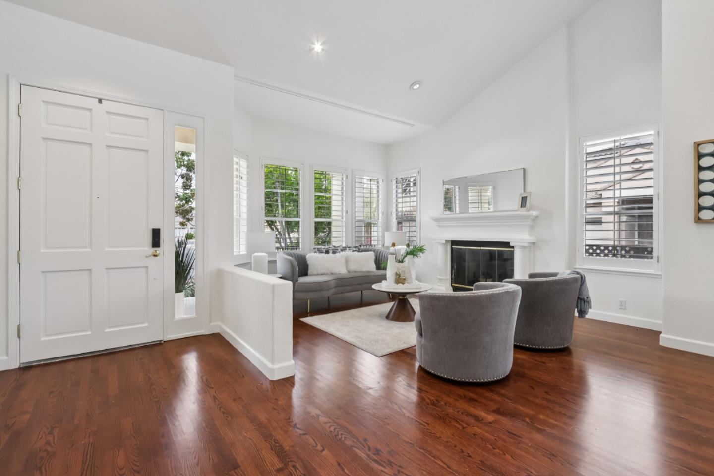 Detail Gallery Image 8 of 59 For 5090 Birkdale Way, San Jose,  CA 95138 - 4 Beds | 3 Baths