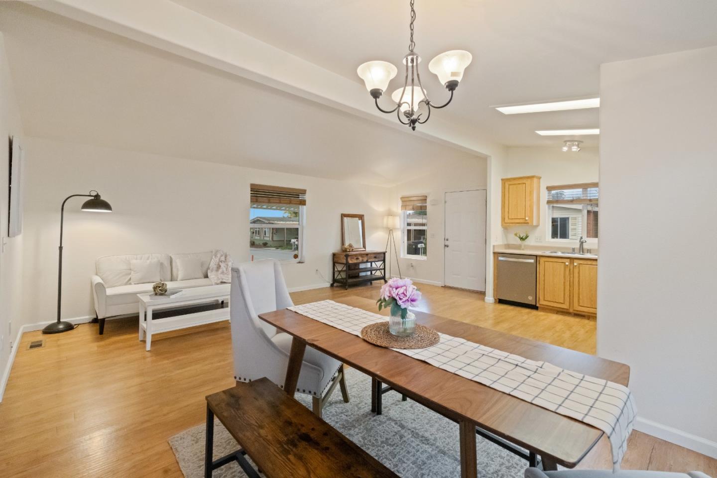 Detail Gallery Image 10 of 72 For 144 Holm Rd #75,  Watsonville,  CA 95076 - 2 Beds | 2 Baths