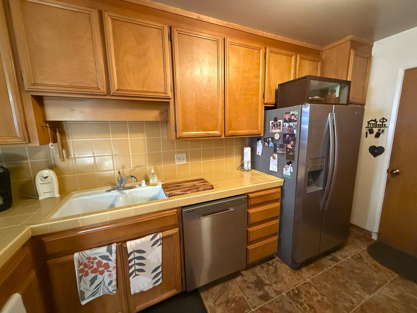 Detail Gallery Image 4 of 19 For 510 & 512 San Blanco Ct, Salinas,  CA 93901 - – Beds | – Baths