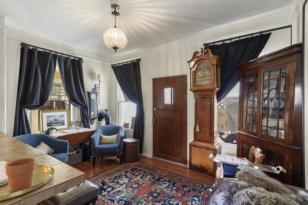 Detail Gallery Image 15 of 57 For 628 Waverley St, Palo Alto,  CA 94301 - – Beds | – Baths