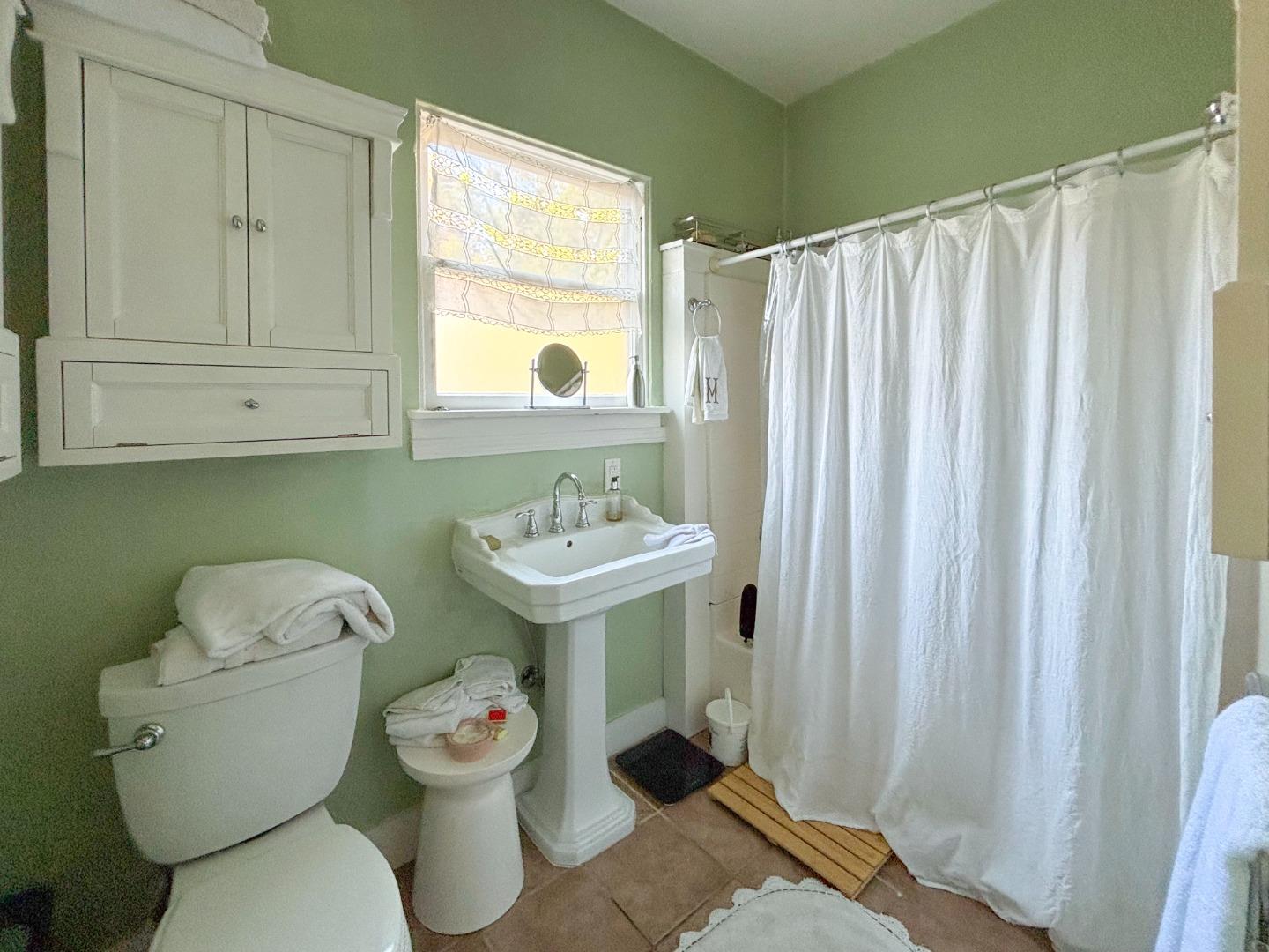 Detail Gallery Image 19 of 57 For 628 Waverley St, Palo Alto,  CA 94301 - – Beds | – Baths