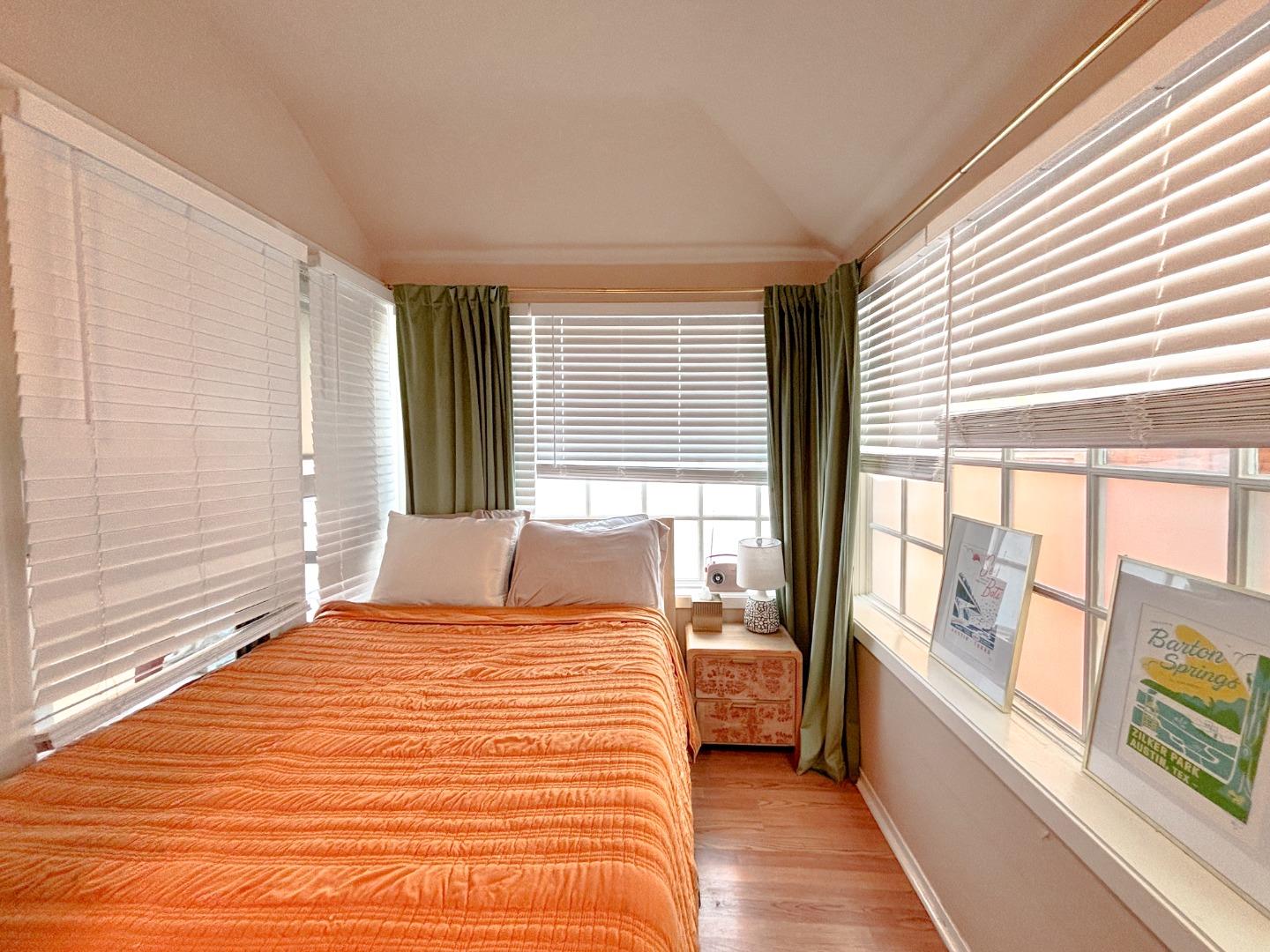 Detail Gallery Image 22 of 57 For 628 Waverley St, Palo Alto,  CA 94301 - – Beds | – Baths