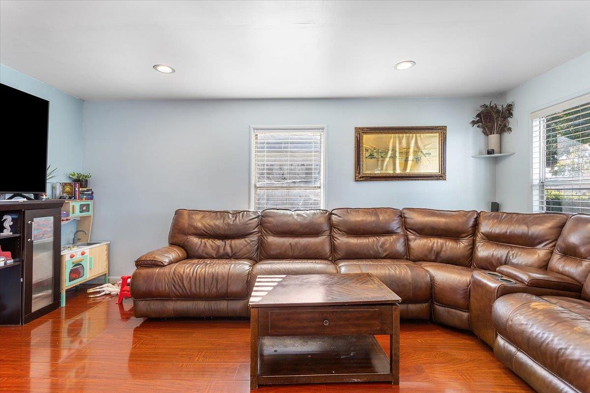 Detail Gallery Image 10 of 28 For 33834 9th St, Union City,  CA 94587 - 2 Beds | 1 Baths