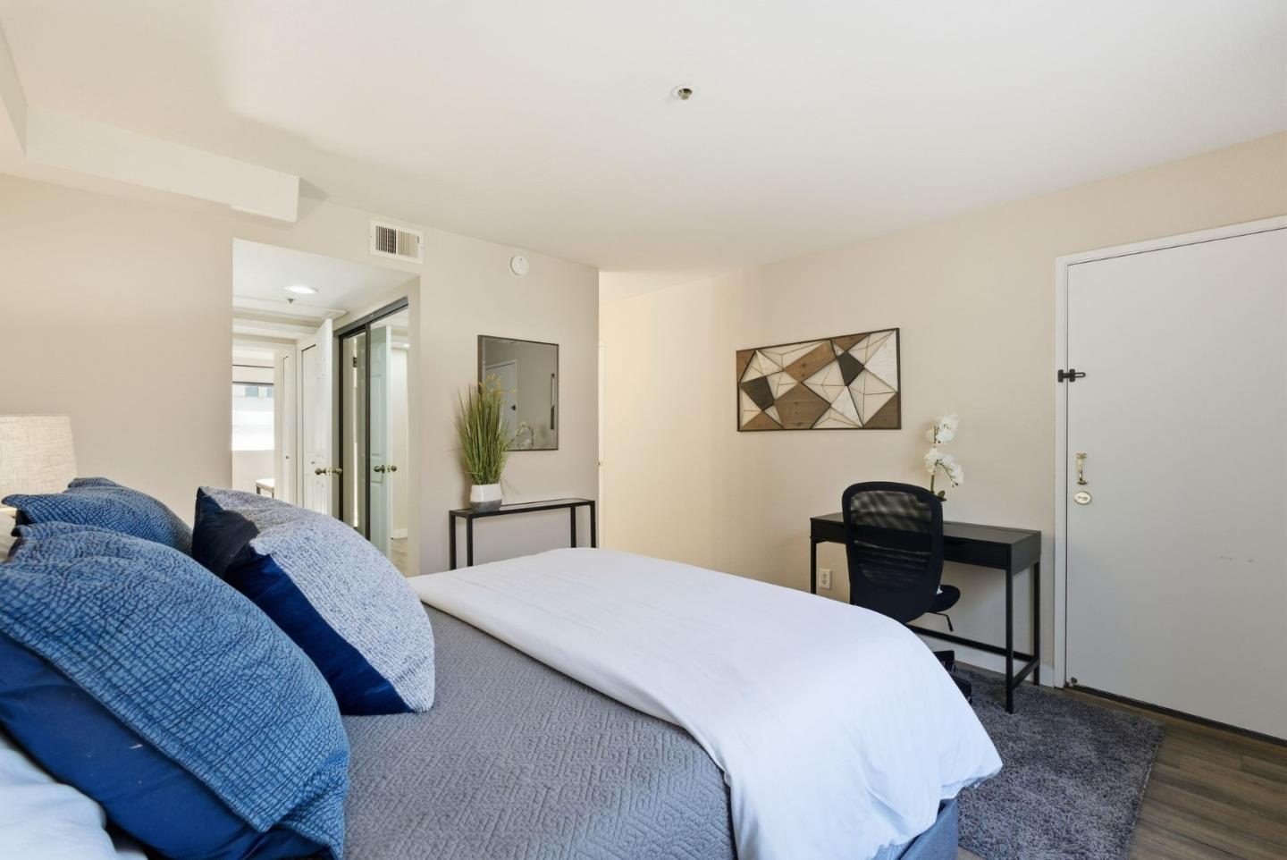 Photo #25: ML82027537 Listing: Photo #25