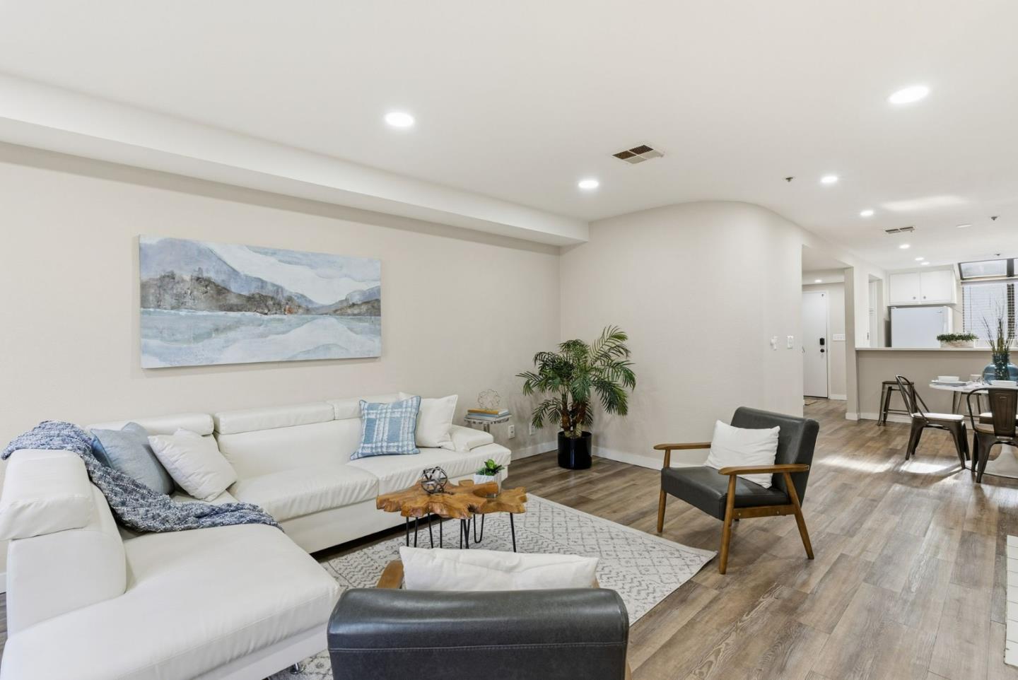 Photo #6: ML82027537 Listing: Photo #6