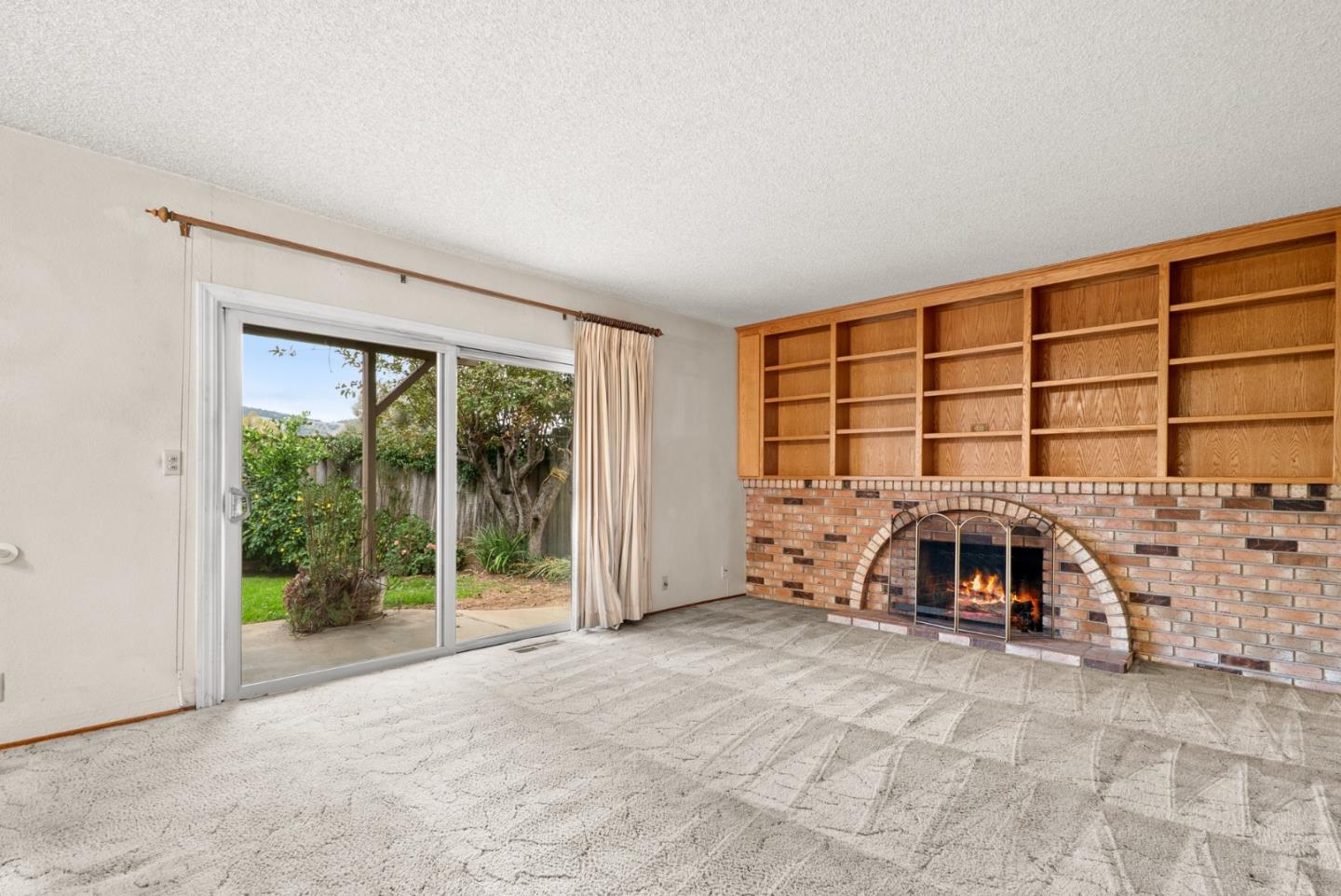 Detail Gallery Image 12 of 34 For 230 Castillon Way, San Jose,  CA 95119 - 5 Beds | 3 Baths